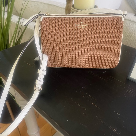 kate spade Handbags - Brand New Kate Spade New York Crossbody Bag